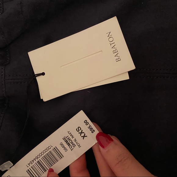 Aritzia Babaton Tommie Short - Picture 4 of 4